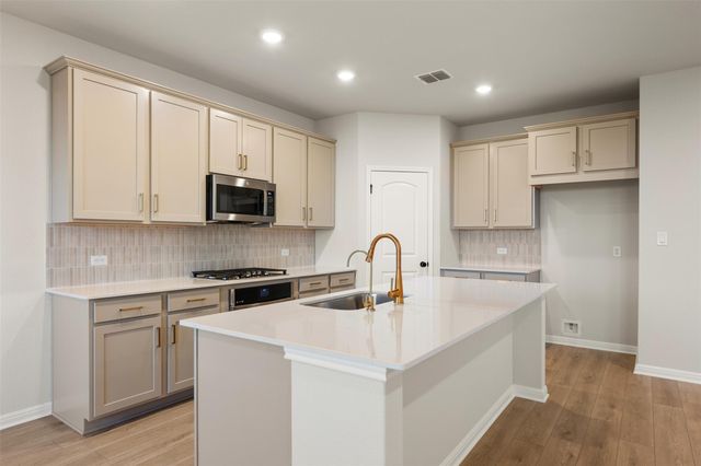 9716 Serene Bliss LN, Buda, TX 78610