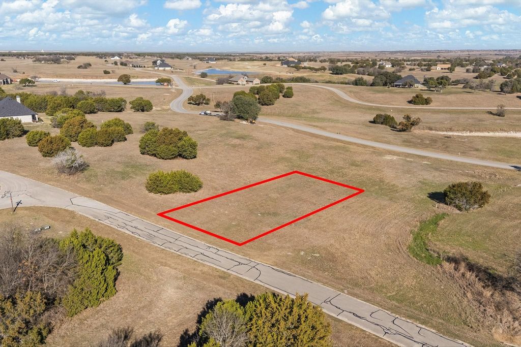 7449 Royal Winchester Drive, Cleburne, TX 76033