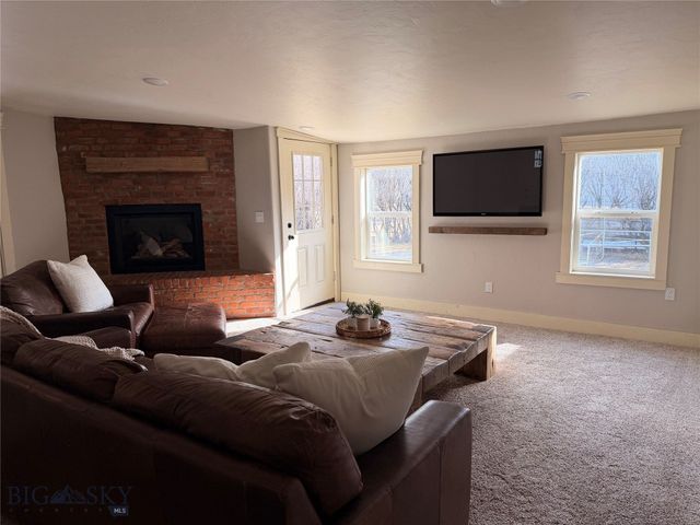 2250 Cross, Butte, MT 59701