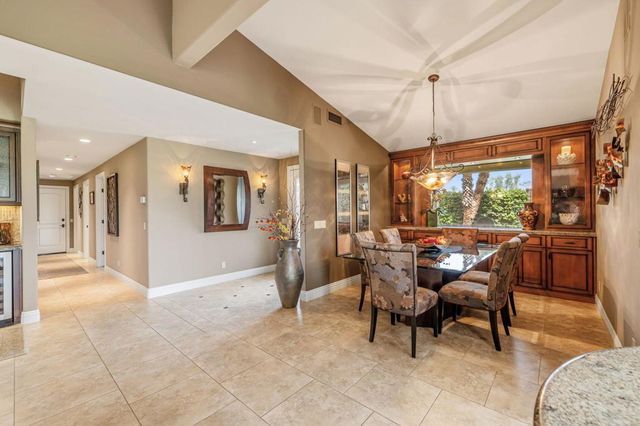 133 Juan Circle, Palm Desert, CA 92260