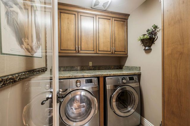 133 Juan Circle, Palm Desert, CA 92260