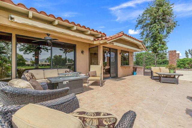 133 Juan Circle, Palm Desert, CA 92260