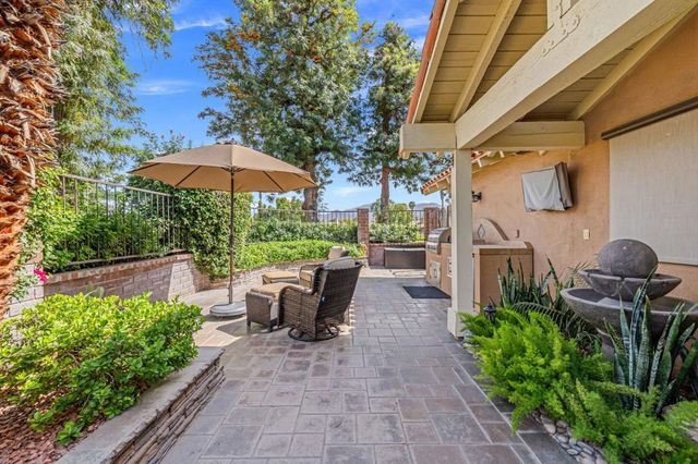 133 Juan Circle, Palm Desert, CA 92260