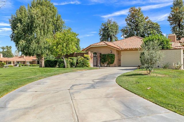 133 Juan Circle, Palm Desert, CA 92260