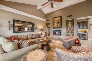 133 Juan Circle, Palm Desert, CA 92260