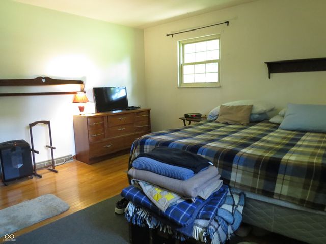 11261 E State Road 46, Columbus, IN 47203