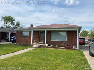 27014 Ford Road, Dearborn Heights, MI 48127
