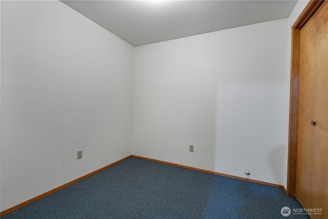 909 Lorenz Road NW, Lakebay, WA 98349