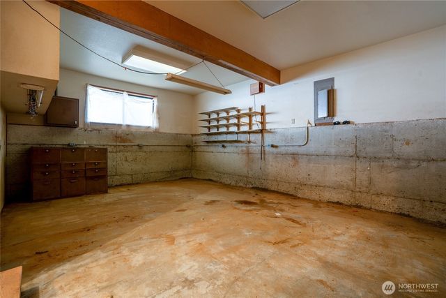 909 Lorenz Road NW, Lakebay, WA 98349