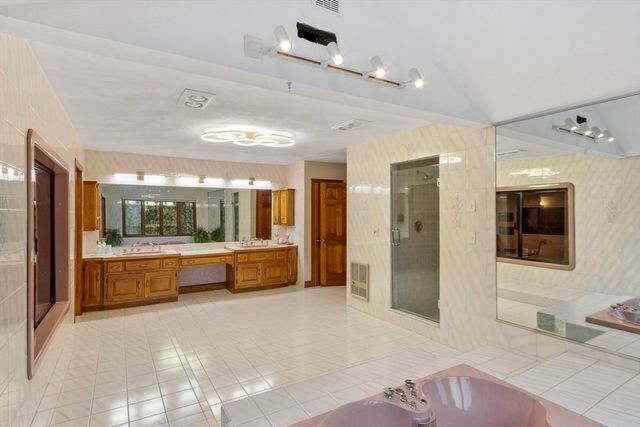 20 Seten Circle, Andover, MA 01810