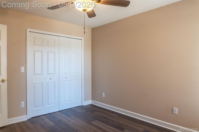 5018 Harbor Oak Drive, Waterford Charter Township, MI 48329