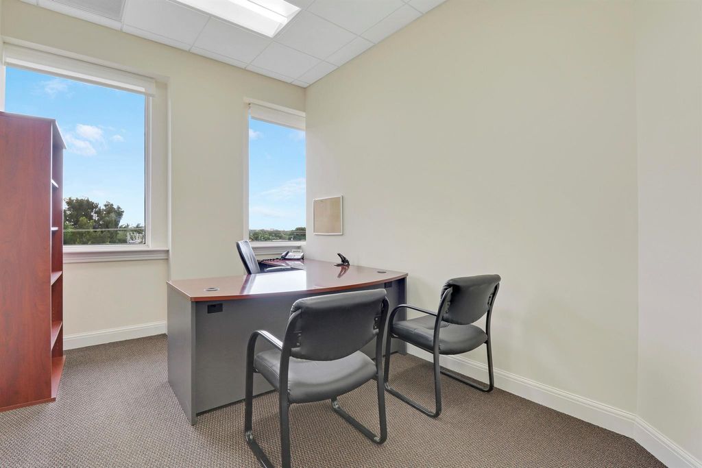 Image 18 of property listing at 6751 N Federal Hwy Highway 401, 402 , 403, Boca Raton, FL 33487