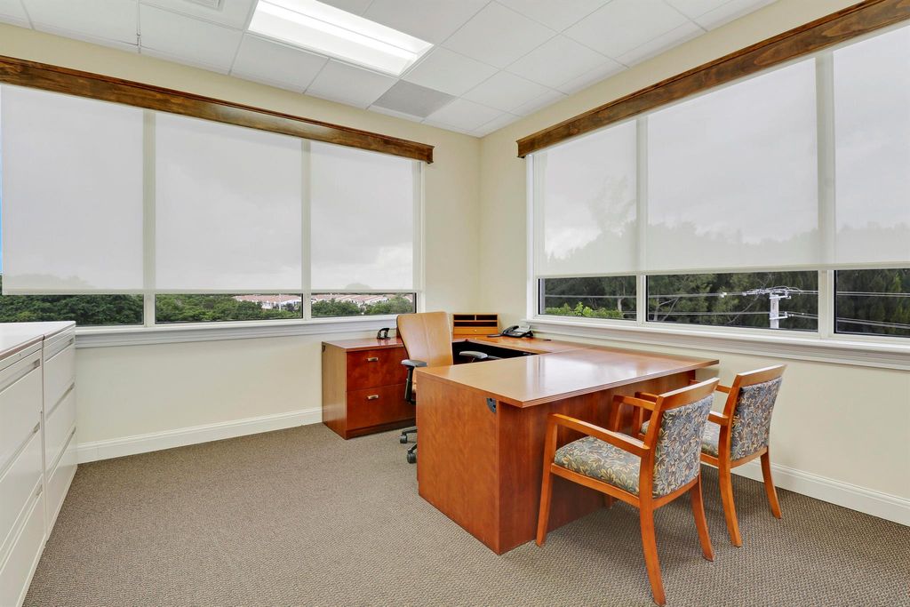 Image 22 of property listing at 6751 N Federal Hwy Highway 401, 402 , 403, Boca Raton, FL 33487