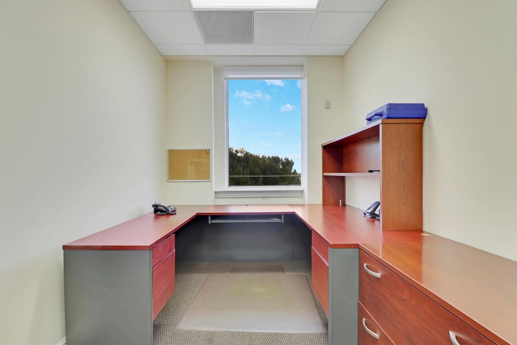 Image 24 of property listing at 6751 N Federal Hwy Highway 401, 402 , 403, Boca Raton, FL 33487