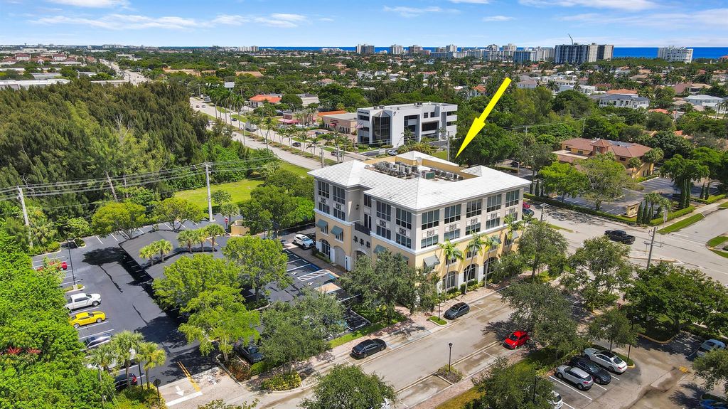 Image 50 of property listing at 6751 N Federal Hwy Highway 401, 402 , 403, Boca Raton, FL 33487