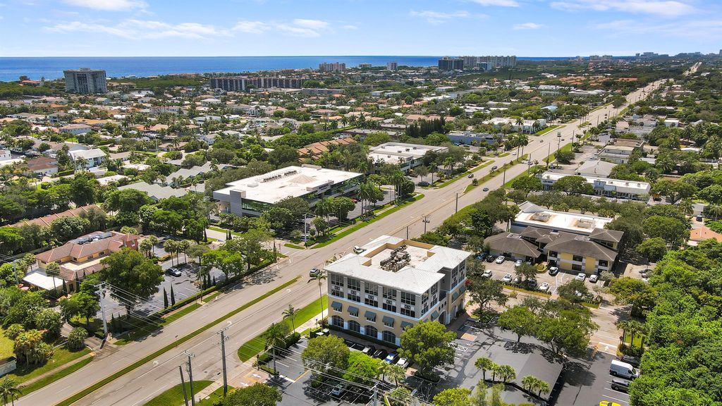 Image 55 of property listing at 6751 N Federal Hwy Highway 401, 402 , 403, Boca Raton, FL 33487