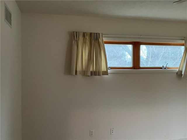 15 Jacklyn Drive, Chili, NY 14624