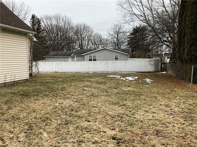 15 Jacklyn Drive, Chili, NY 14624