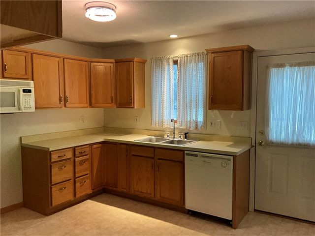 15 Jacklyn Drive, Chili, NY 14624