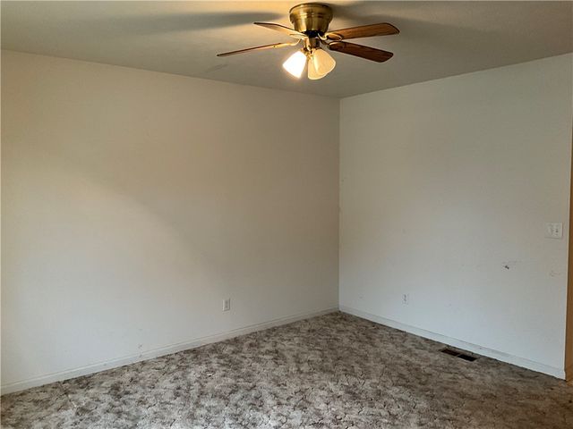 15 Jacklyn Drive, Chili, NY 14624