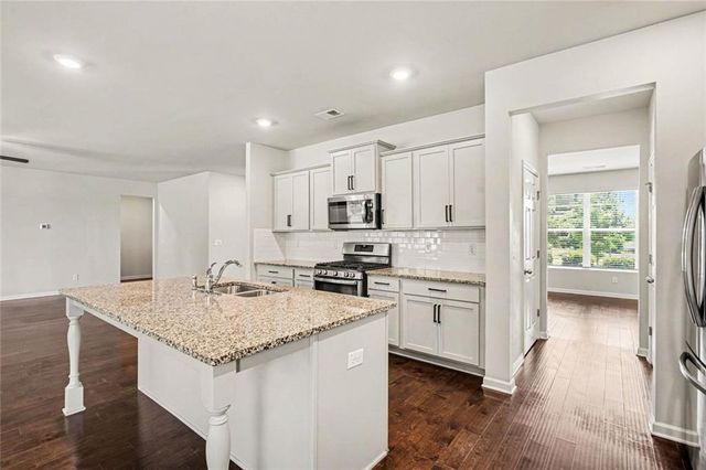 8084 Louis Drive, Locust Grove, GA 30248