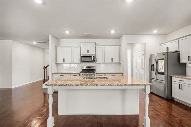 8084 Louis Drive, Locust Grove, GA 30248