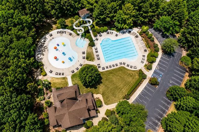8084 Louis Drive, Locust Grove, GA 30248