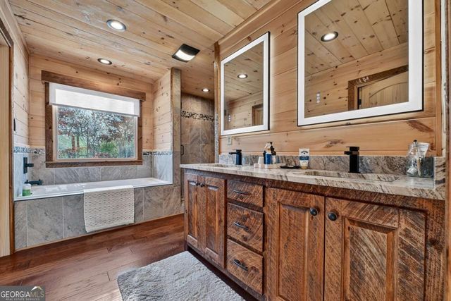 315 River Retreat Road 9, Blue Ridge, GA 30513