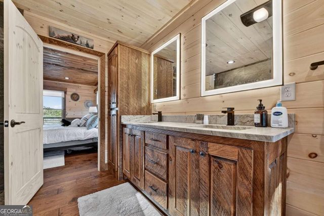 315 River Retreat Road 9, Blue Ridge, GA 30513