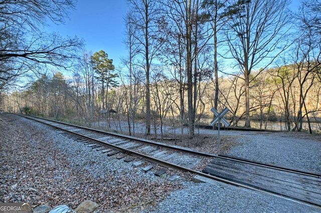315 River Retreat Road 9, Blue Ridge, GA 30513