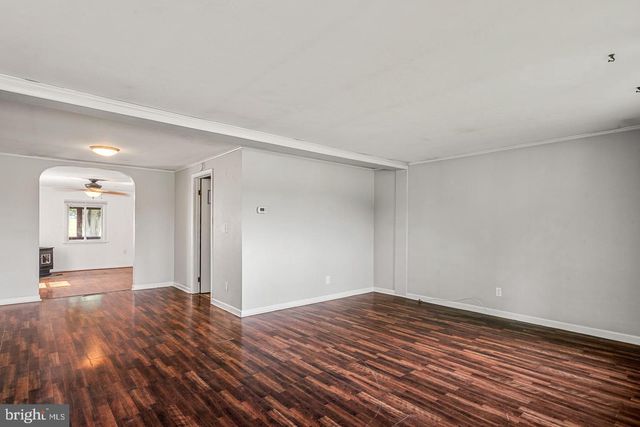 1133 KINGS HWY, Pilesgrove, NJ 08098