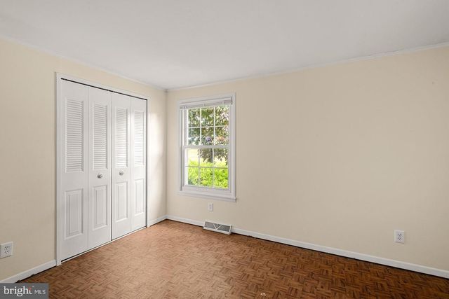 1133 KINGS HWY, Pilesgrove, NJ 08098