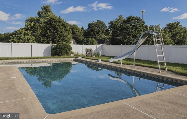 1133 KINGS HWY, Pilesgrove, NJ 08098