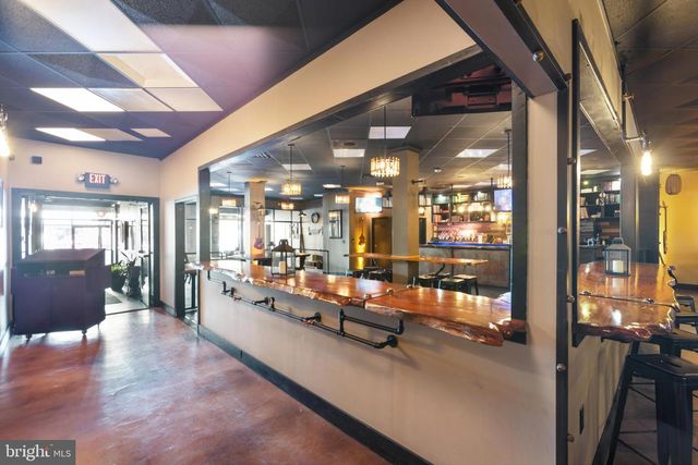 238-244 E HIGH ST, Pottstown, PA 19464