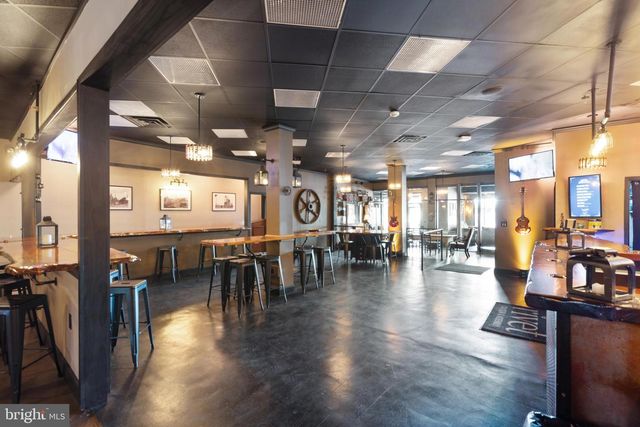 238-244 E HIGH ST, Pottstown, PA 19464