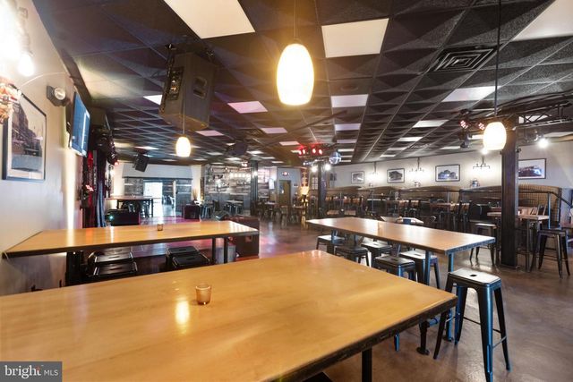 238-244 E HIGH ST, Pottstown, PA 19464