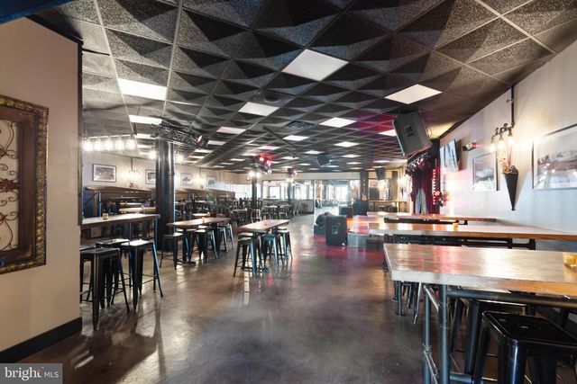 238-244 E HIGH ST, Pottstown, PA 19464