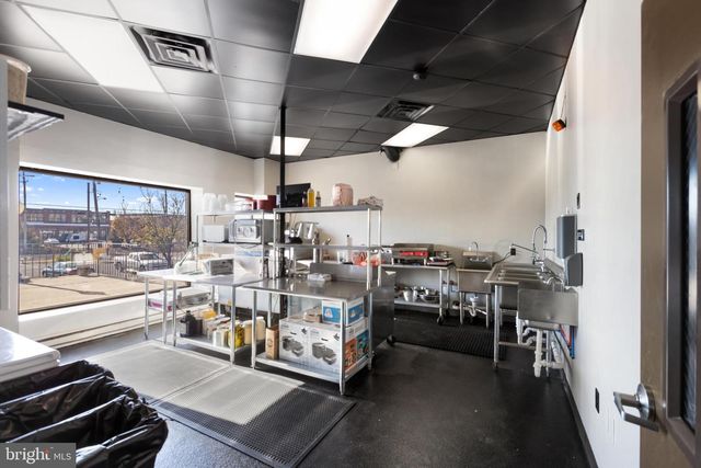 238-244 E HIGH ST, Pottstown, PA 19464