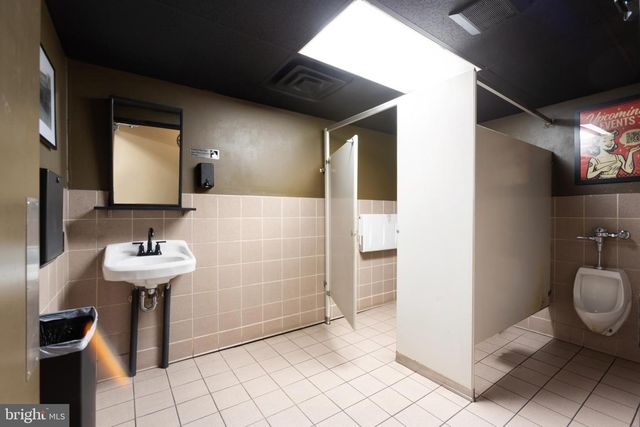 238-244 E HIGH ST, Pottstown, PA 19464