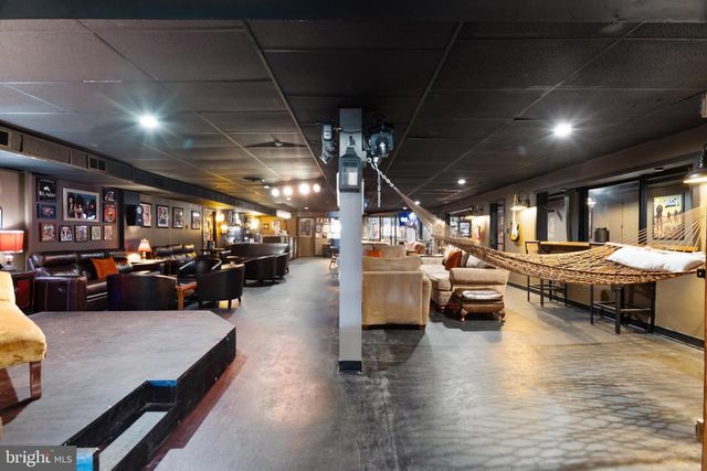 238-244 E HIGH ST, Pottstown, PA 19464