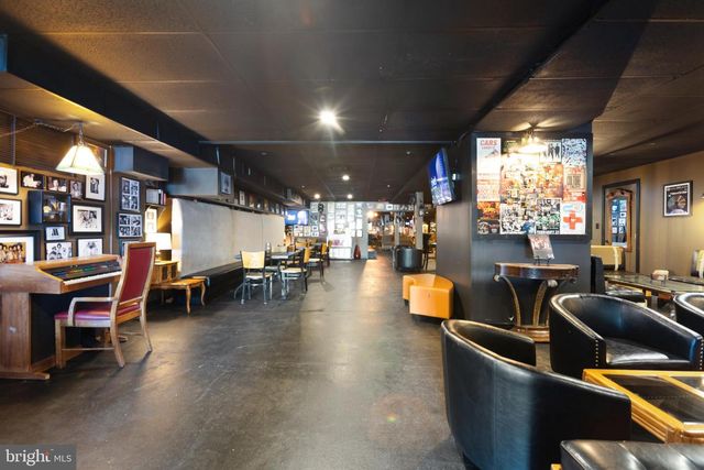 238-244 E HIGH ST, Pottstown, PA 19464