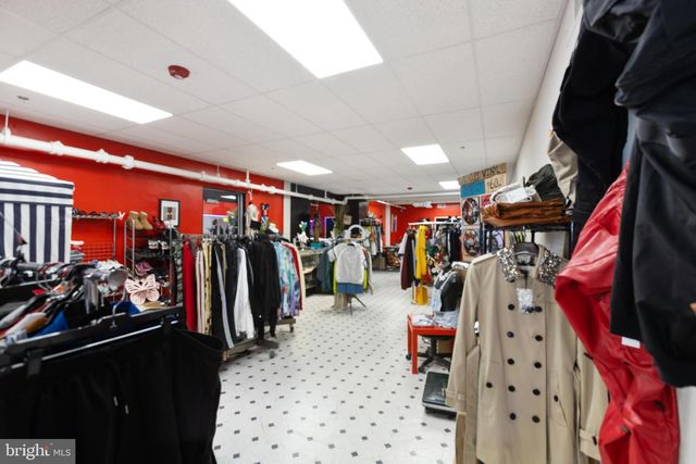 238-244 E HIGH ST, Pottstown, PA 19464