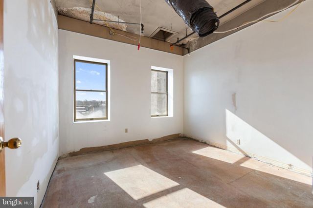 238-244 E HIGH ST, Pottstown, PA 19464