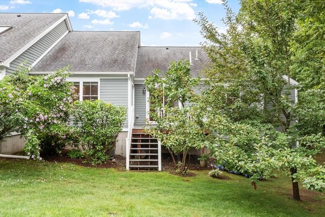 7 Whispering Brook 7, Marlborough, MA 01752