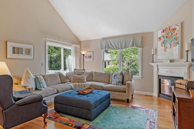 7 Whispering Brook 7, Marlborough, MA 01752
