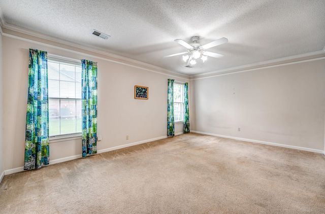 4062 SAWGRASS DR, Memphis, TN 38125