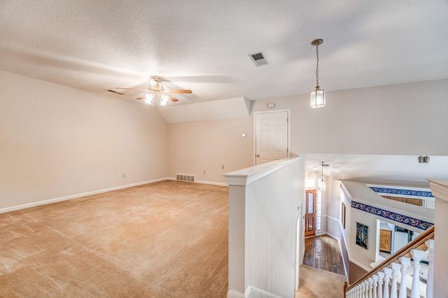 4062 SAWGRASS DR, Memphis, TN 38125