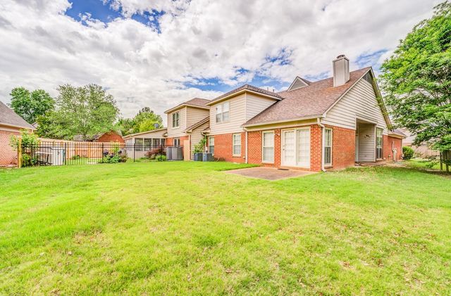 4062 SAWGRASS DR, Memphis, TN 38125