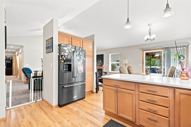 7916 Westfield Drive NE, Cedar Rapids, IA 52402