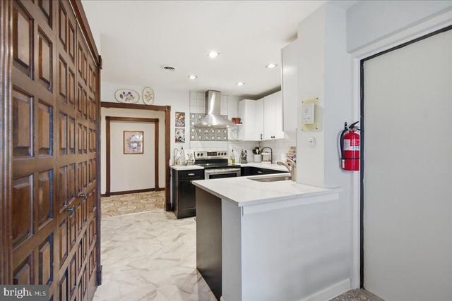 176 CENTURA, Cherry Hill, NJ 08003